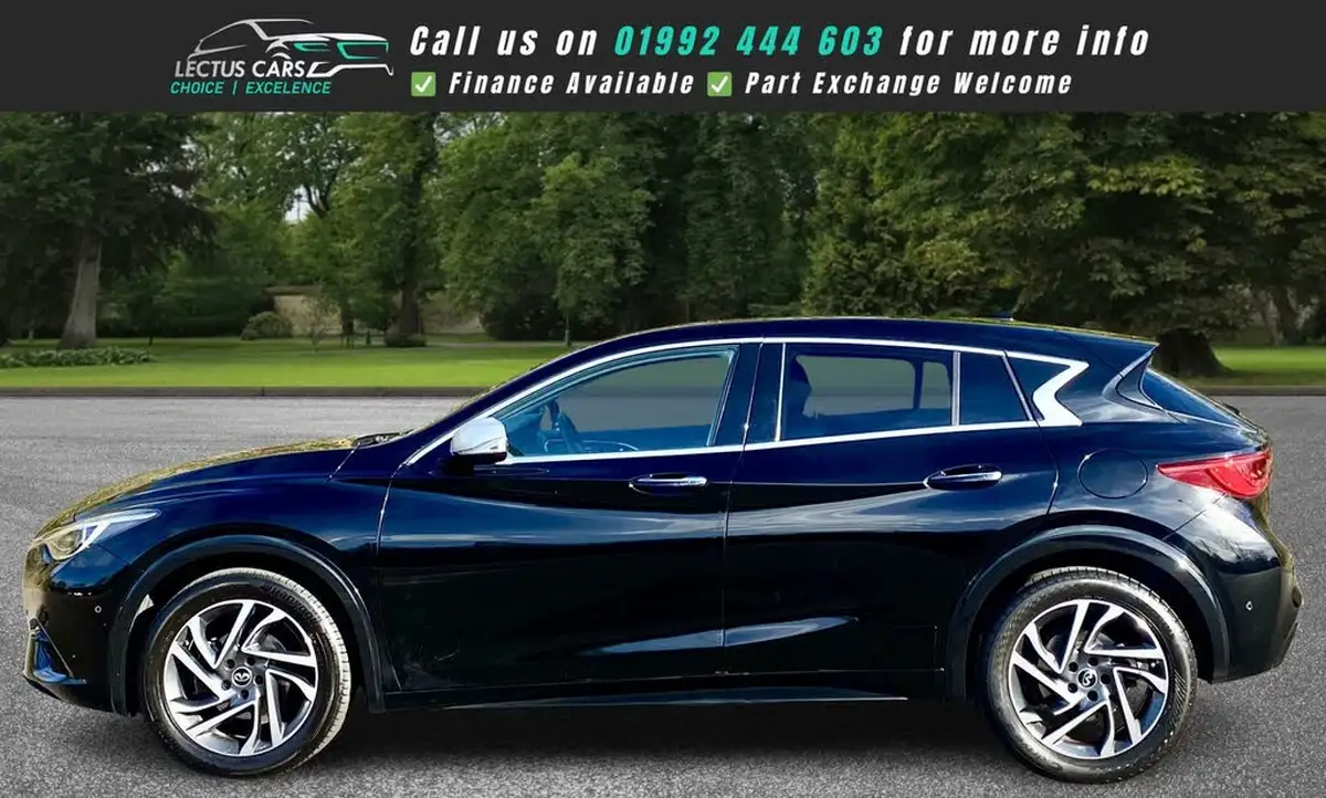 2017-infiniti-q30-16-city-black-big-4