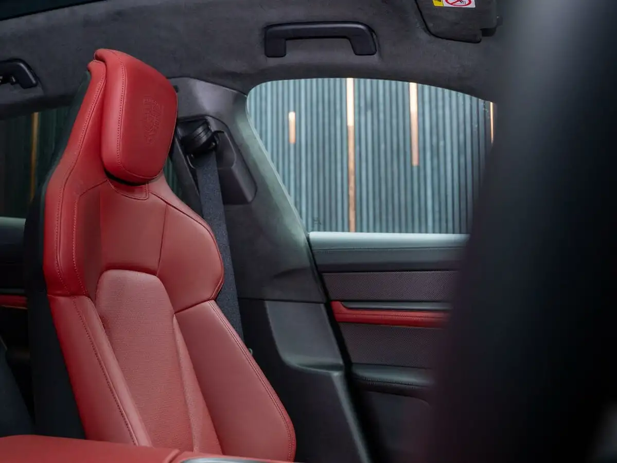2023-porsche-taycan-e-turbo-s-cross-turismo-big-37