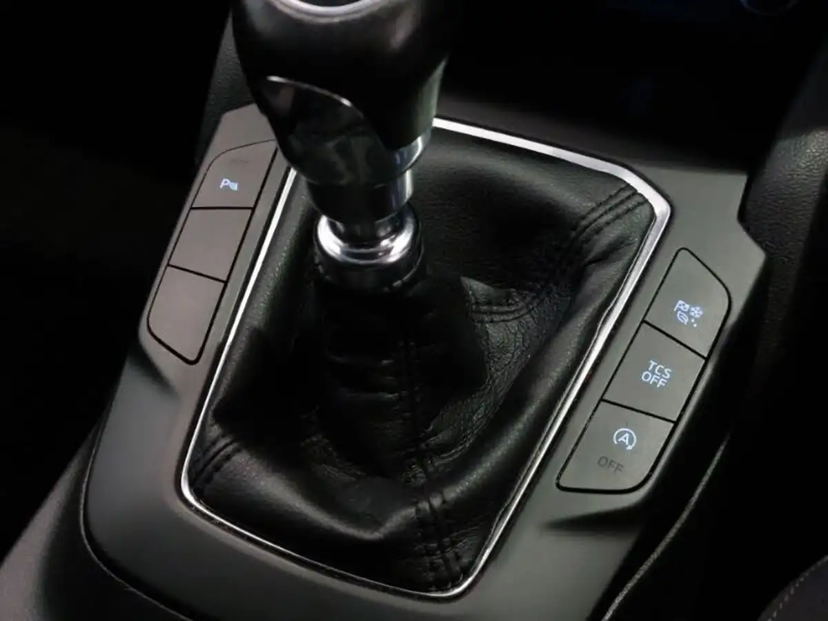 2019-ford-focus-10t-zetec-125ps-hatchback-big-15