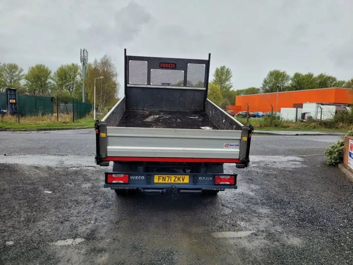 2021-iveco-daily-35c-class-23td-35c14-business-3000mm-136pseu6dt-3000-big-6