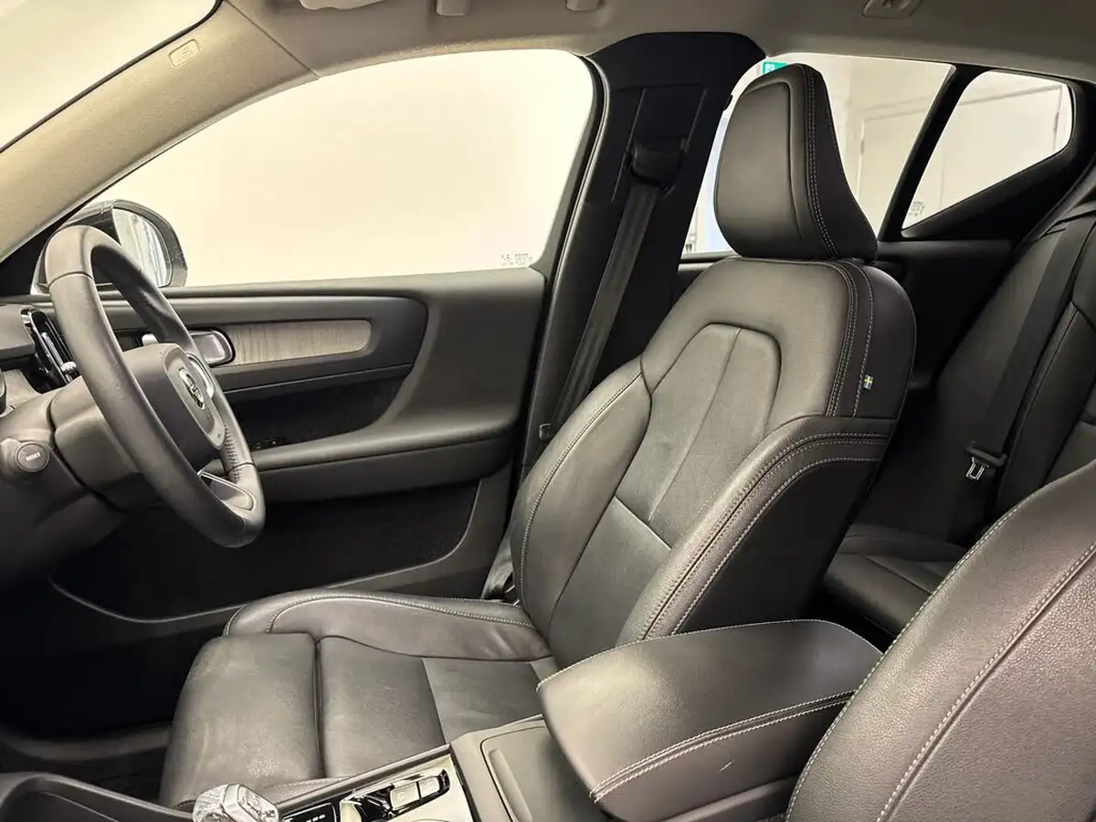 2021-volvo-xc40-15-t3-inscription-pro-163bhp-geartronic-big-8