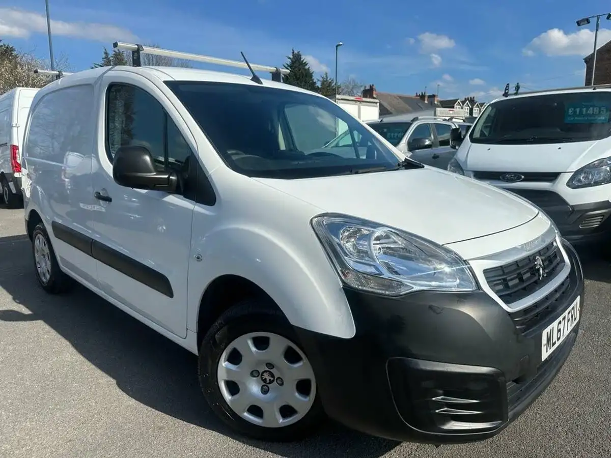 2017-peugeot-partner-16bluehdi-professional-l1-100pseu6-854-big-21