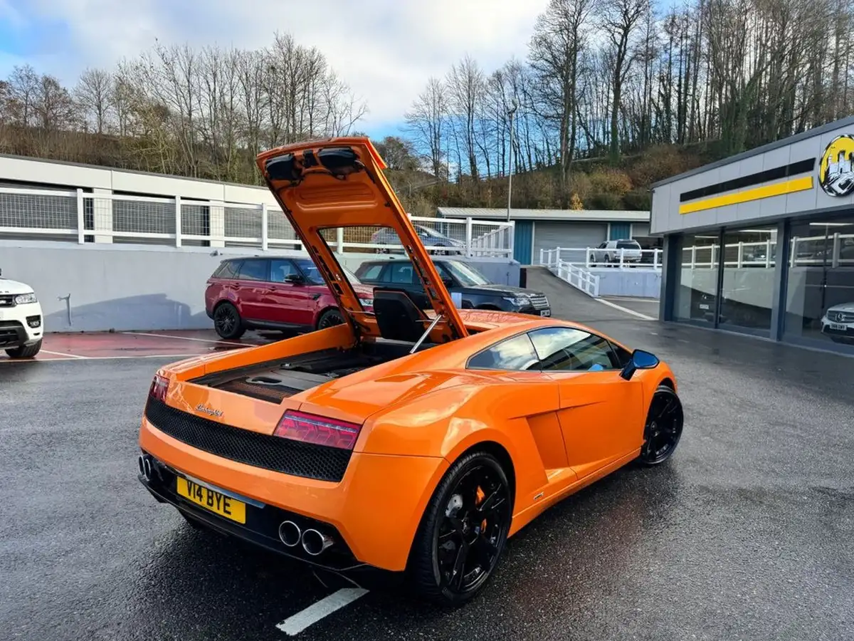 2012-lamborghini-gallardo-big-16