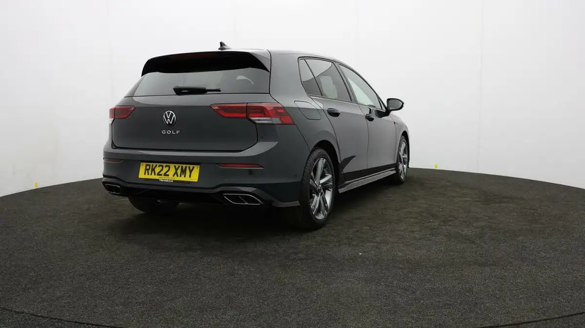 2022-volkswagen-golf-15-tsi-r-line-130ps-hatchback-big-74
