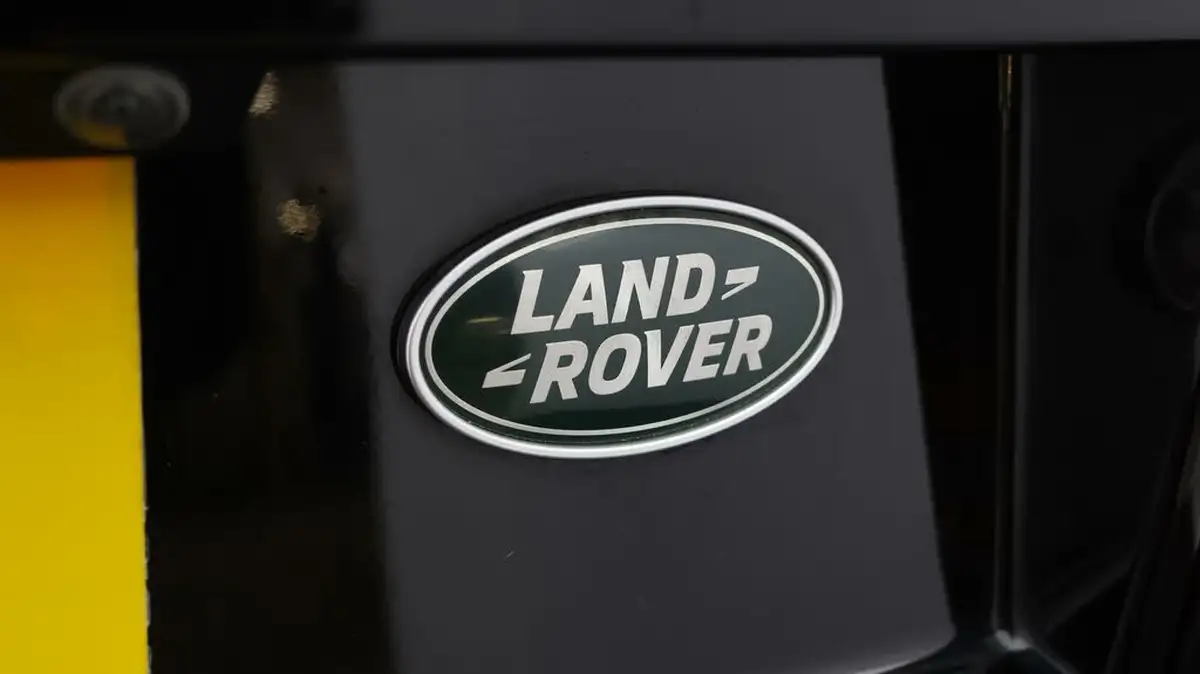 2022-land-rover-discovery-sport-20-d200-urban-edition-big-20