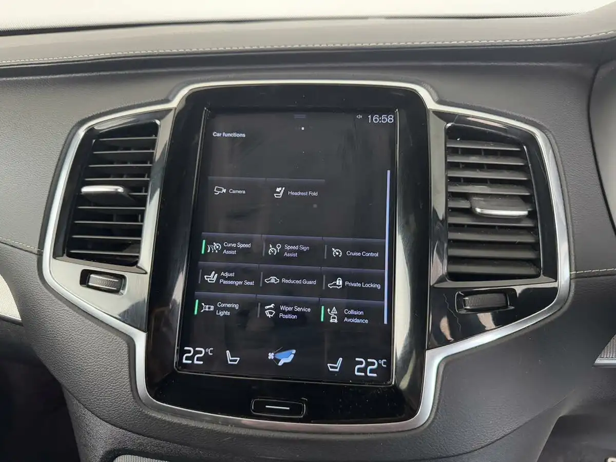2021-volvo-xc90-20-b5-r-design-big-45