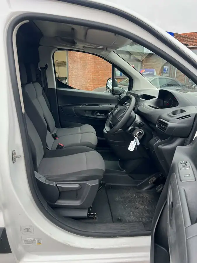 2020-peugeot-partner-15-bluehdi-1000-grip-100ps-eu6dt-big-8