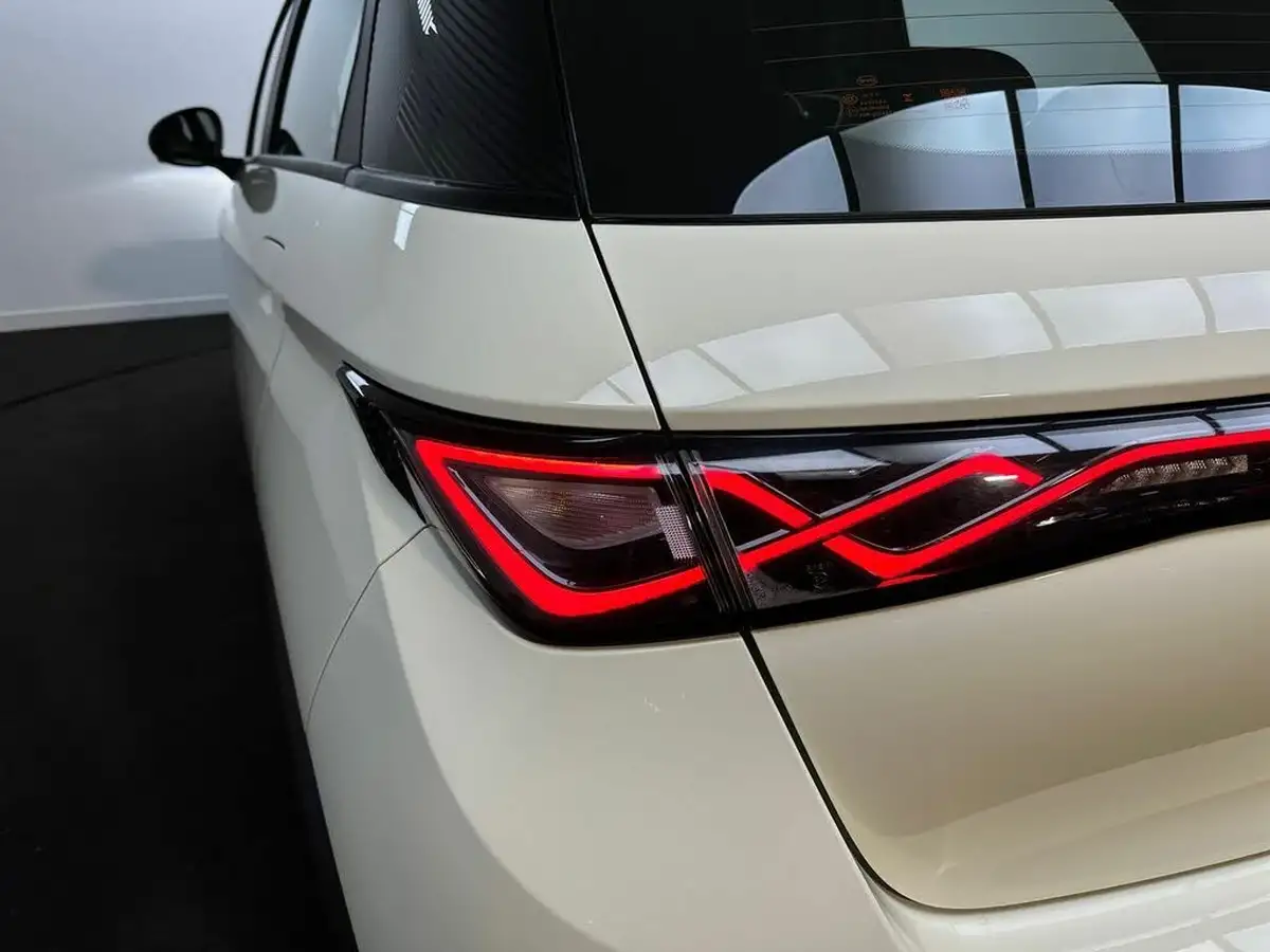 2024-byd-atto-3-e-comfort-big-32