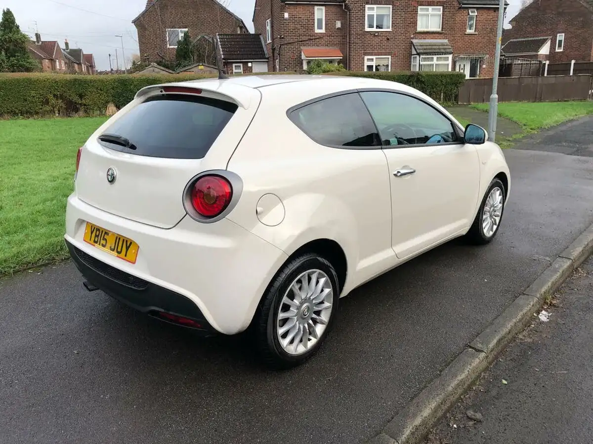 2015-alfa-romeo-mito-09-sprint-big-8