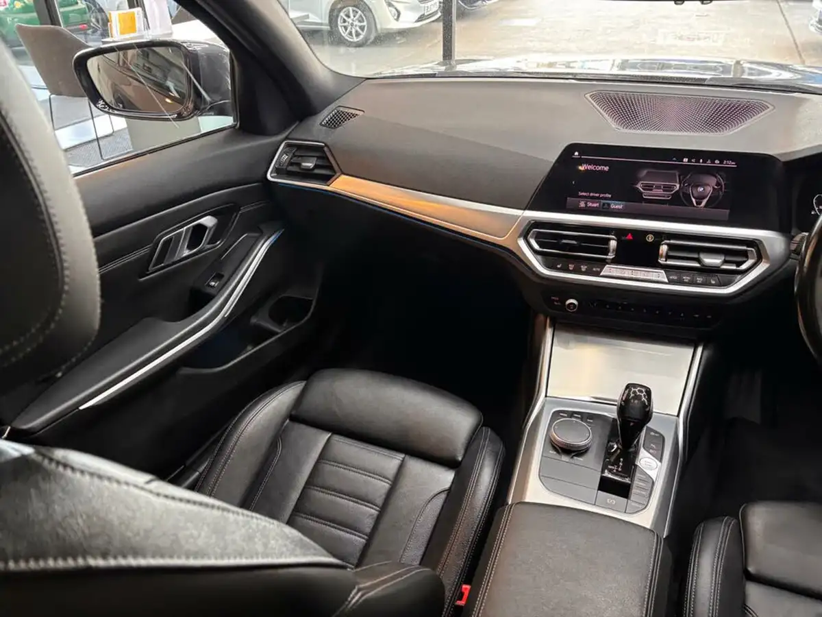 2021-bmw-3-series-20-330e-m-sport-tech-packpro-pack-saloon-4d-big-43