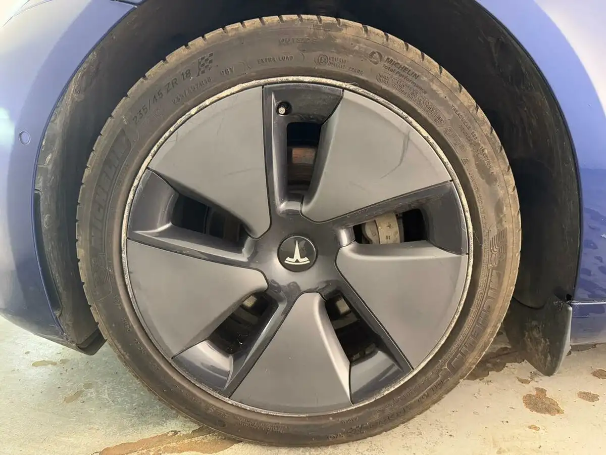 2021-tesla-model-3-e-long-range-4x4-big-30