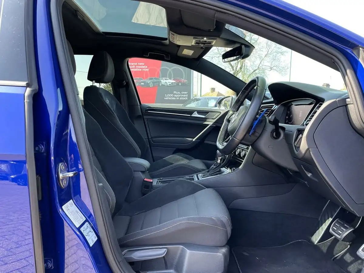 2019-volkswagen-golf-20-tsi-r-300ps-hatchback-5d-dsg-big-37