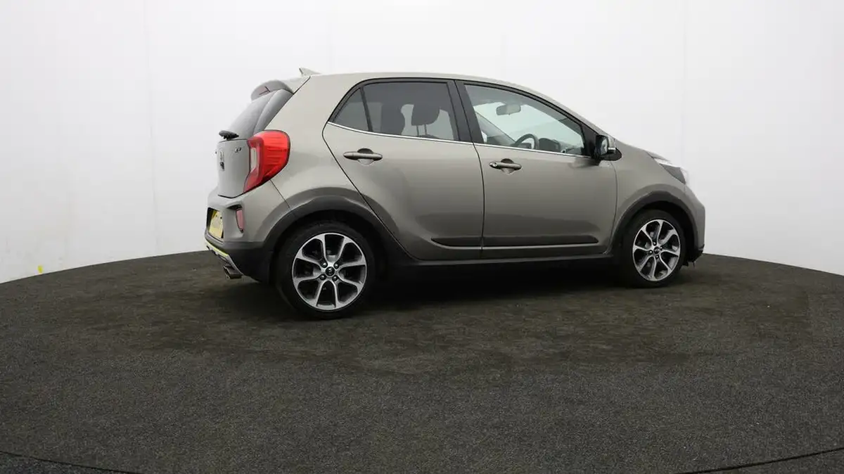 2020-kia-picanto-125-x-line-big-27