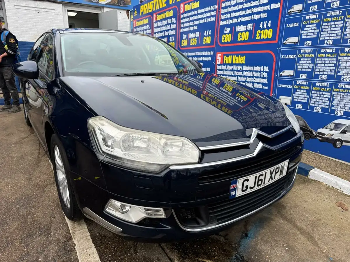 2011-citroen-c5-20td-vtr-nav-saloon-4d-big-36