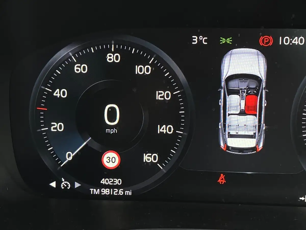 2020-volvo-xc40-20-b4-inscription-awd-big-13