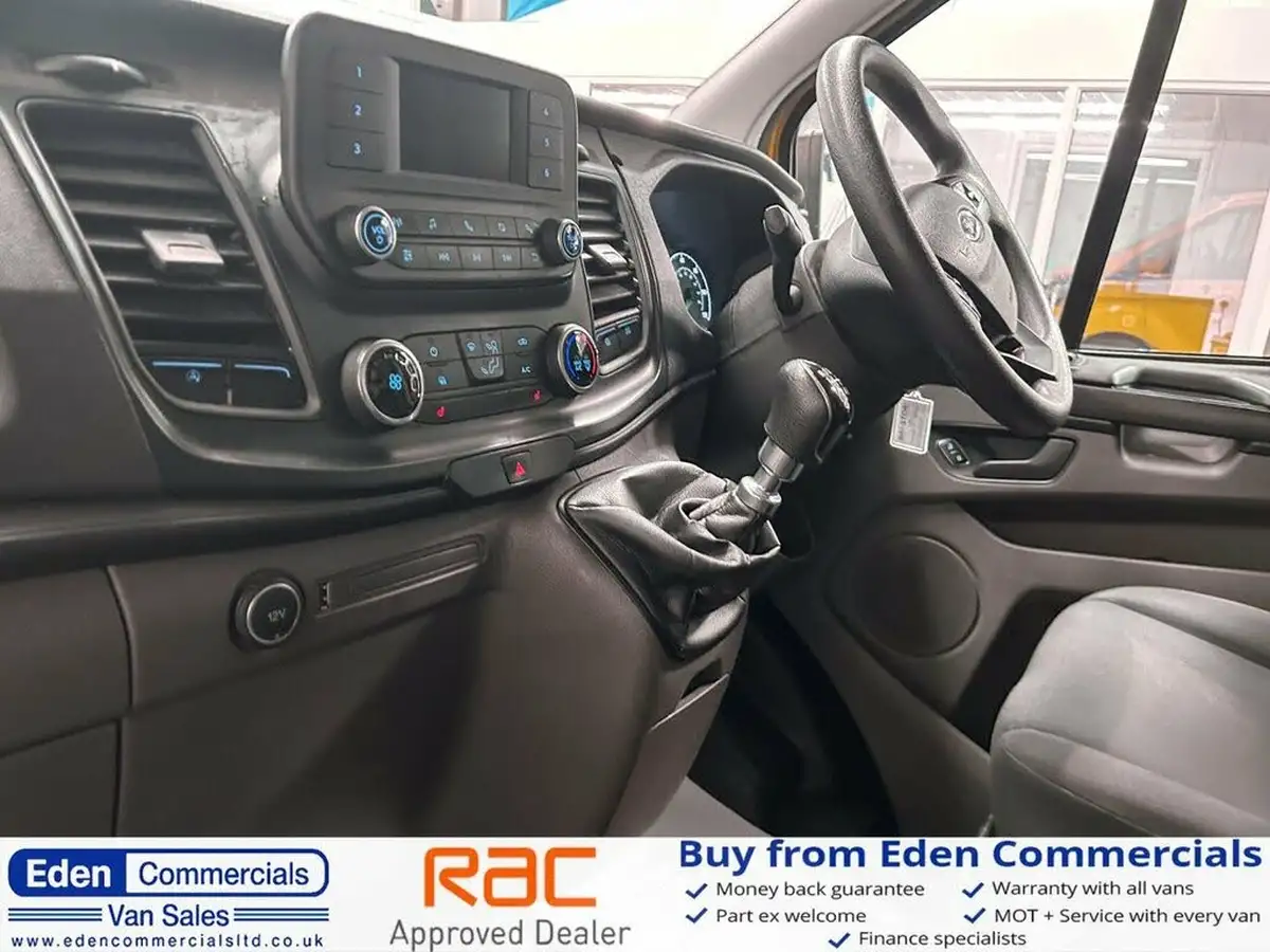 2020-ford-transit-custom-20tdci-340-l1h1-leader-130pseu6dt-big-2