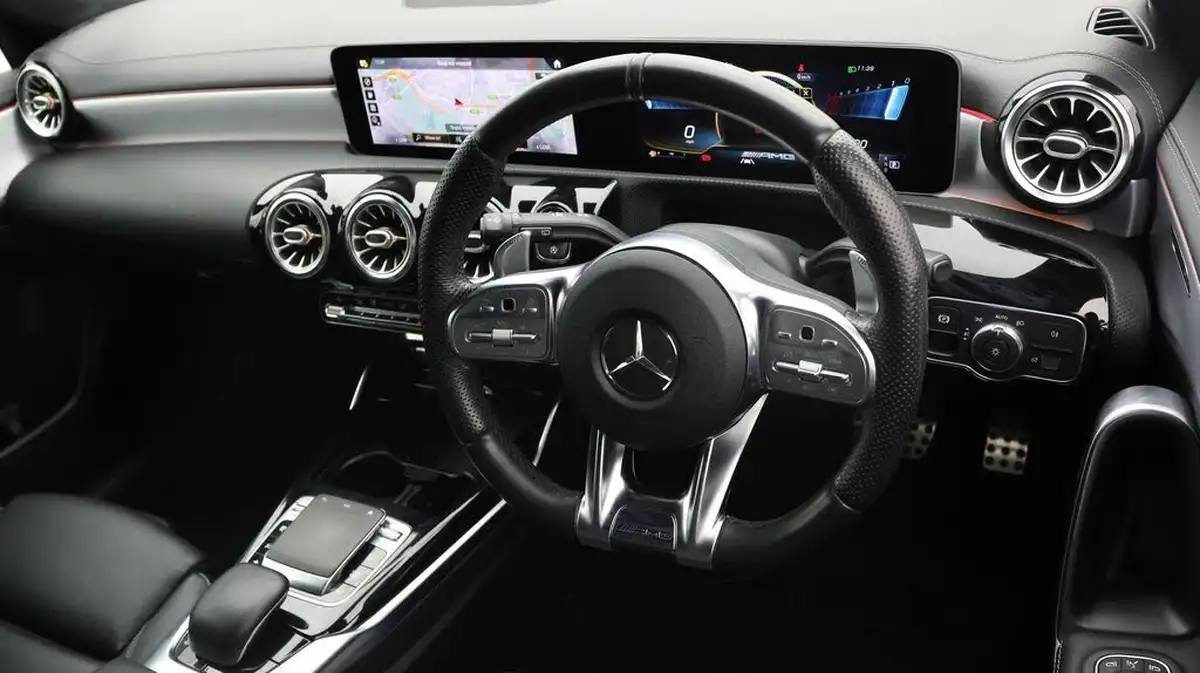 2019-mercedes-benz-a-class-20-a35-amg-premium-hatchback-5d-big-8