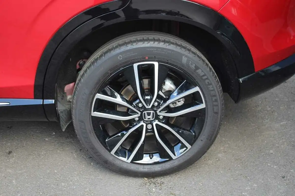 2024-honda-hr-v-15-i-mmd-advance-big-13