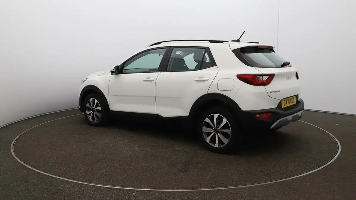 2022-kia-stonic-10-t-gdi-2-big-26
