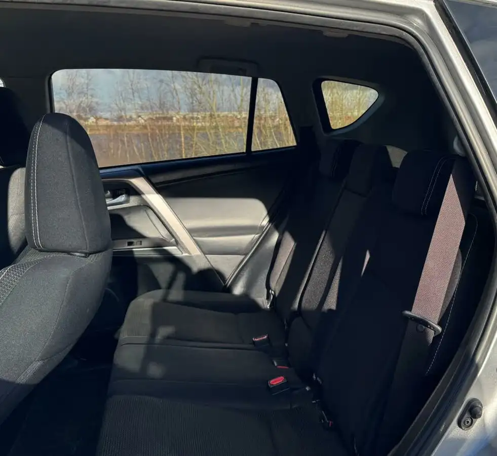 2017-toyota-rav4-20d-4d-business-edition-plus-big-10