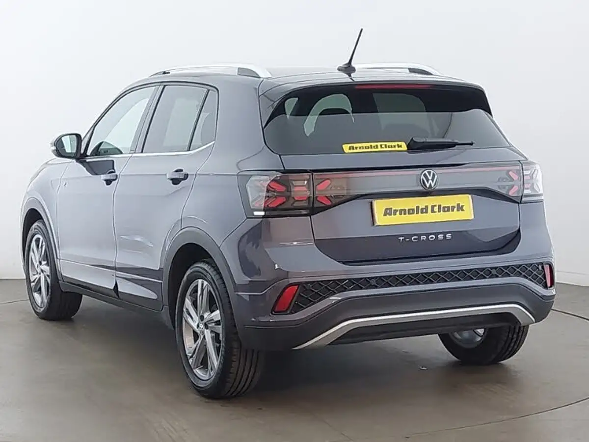 2024-volkswagen-t-cross-15-tsi-r-line-big-1