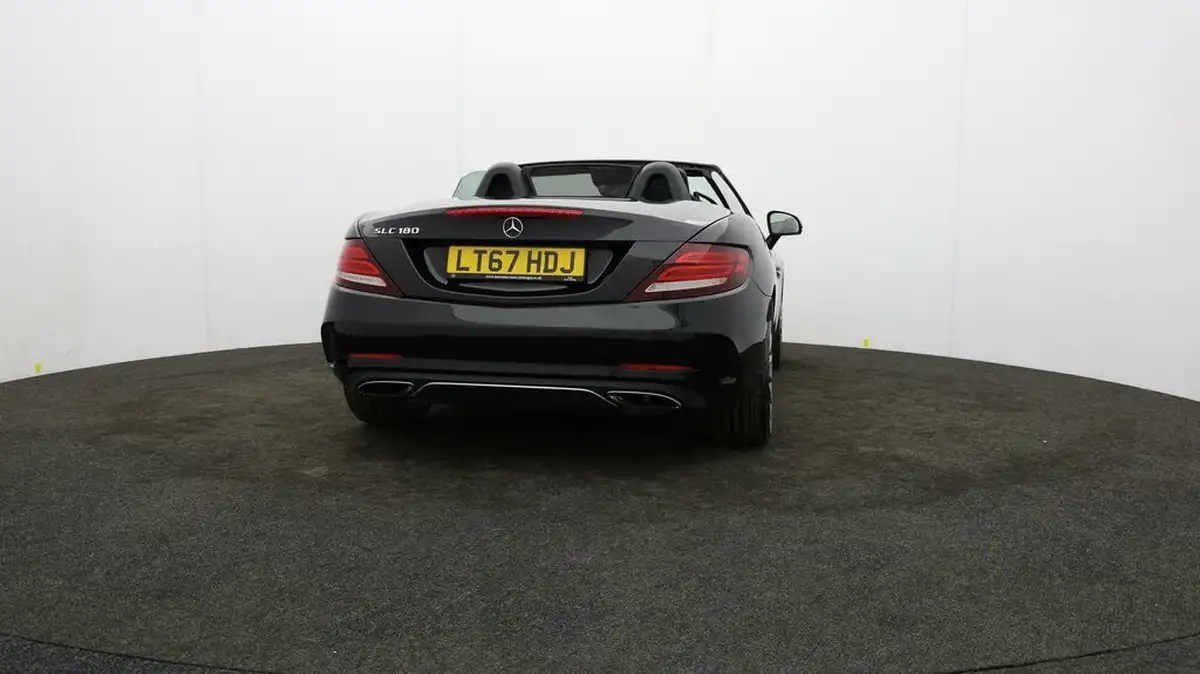 2017-mercedes-benz-slc-16-slc180-amg-line-9g-tronic-big-5
