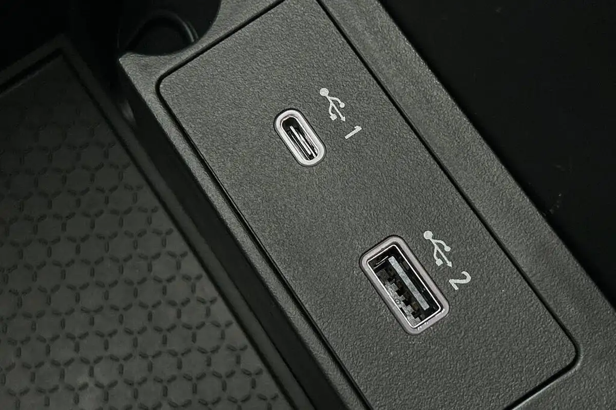 2024-nissan-qashqai-13-dig-t-n-connecta-160ps-auto-big-20