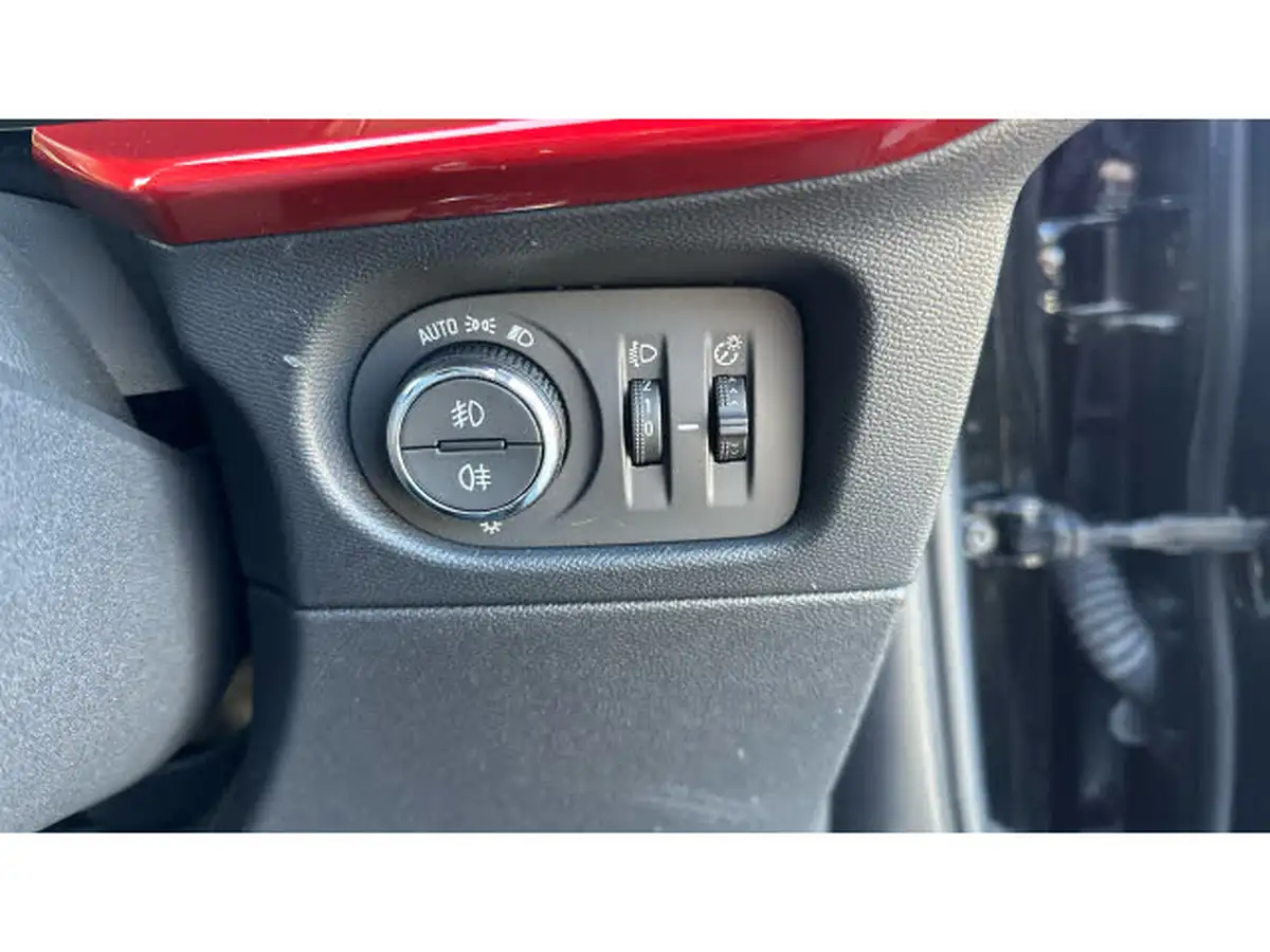 2023-vauxhall-mokka-e-gs-big-24