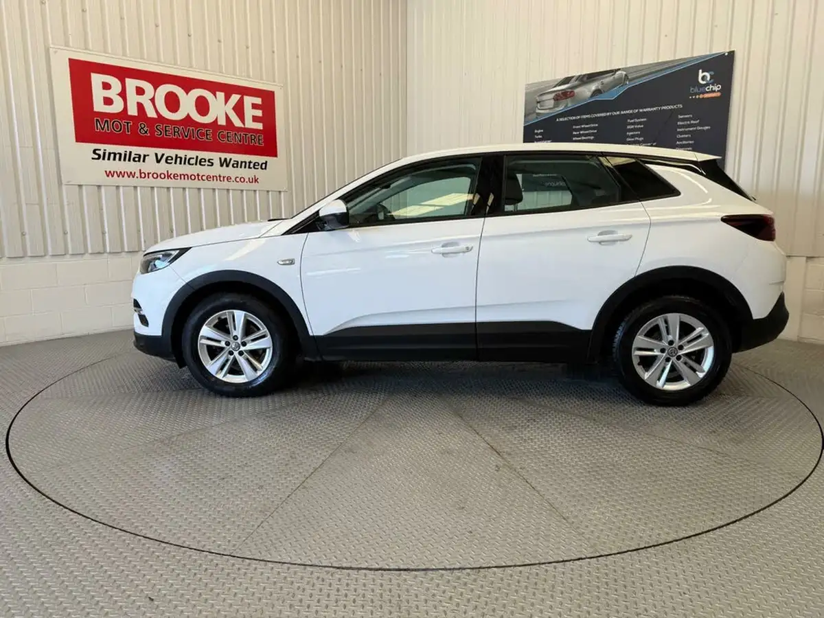 2018-vauxhall-grandland-x-12-se-130ps-big-7