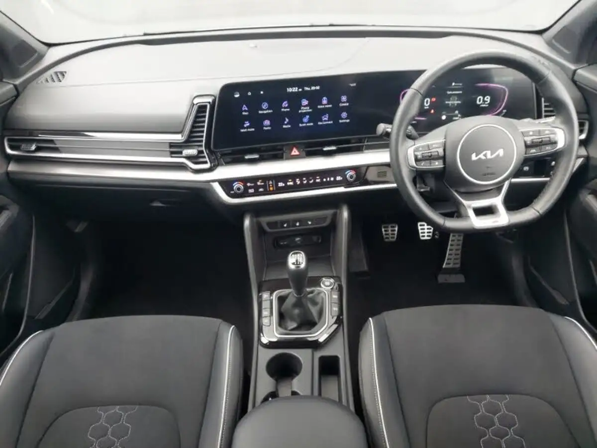 2024-kia-sportage-16-t-gdi-gt-line-148bhp-big-2