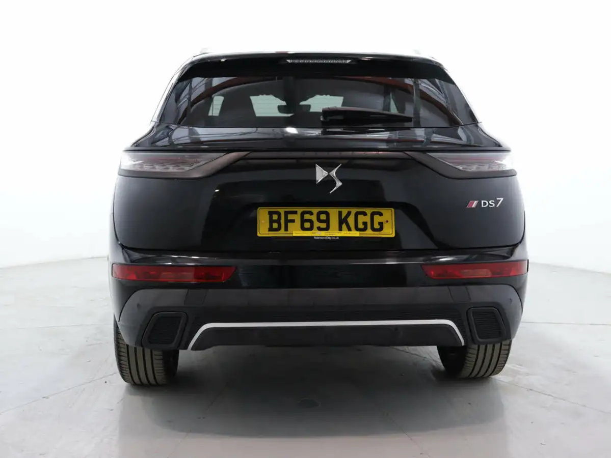 2019-ds-ds-7-crossback-15-bluehdi-performance-line-eat8-big-5