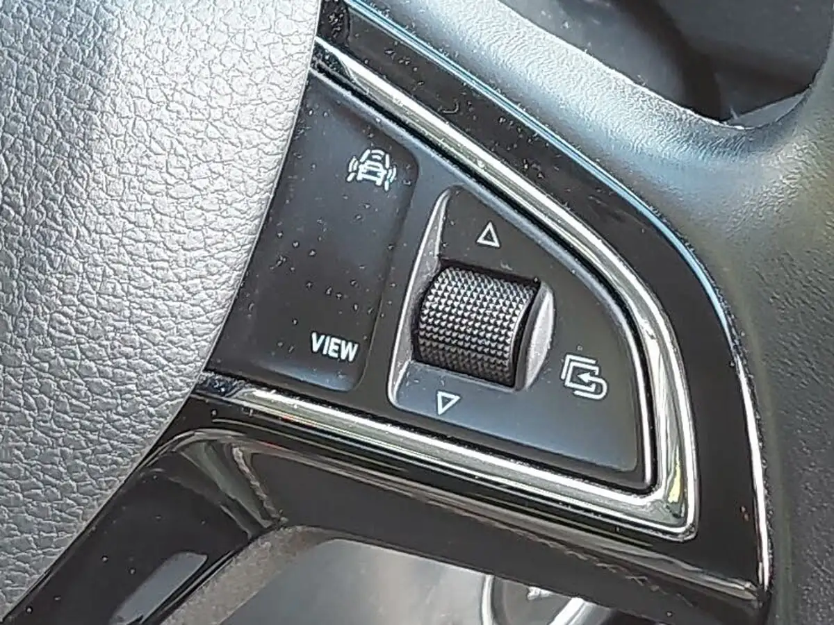 2019-skoda-karoq-16tdi-se-l-big-14