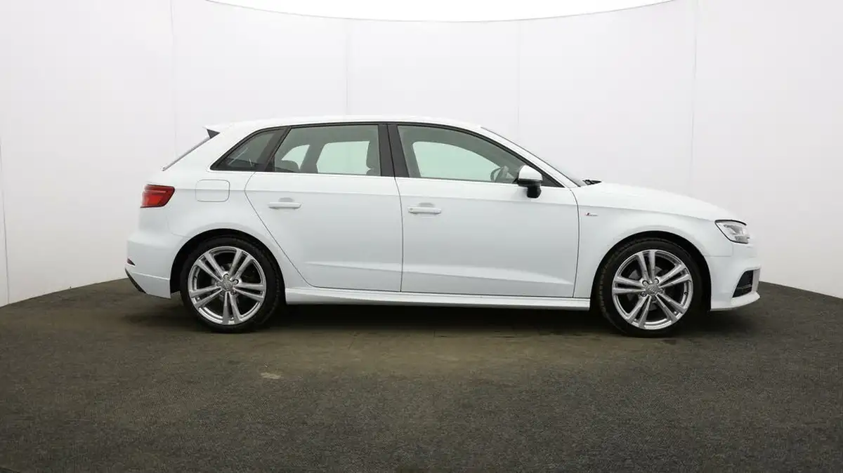 2018-audi-a3-15-tfsi-s-line-sportback-5d-big-43