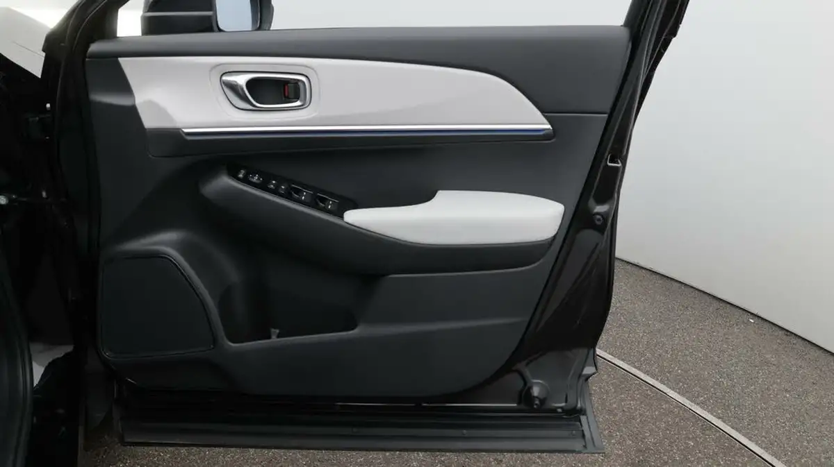 2024-honda-eny1-e-advance-big-15