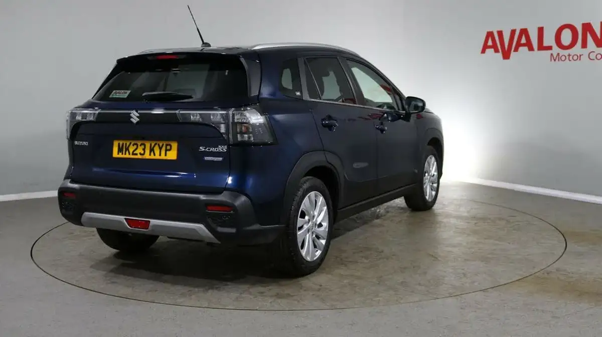 2023-suzuki-s-cross-14-boosterjet-motion-big-9