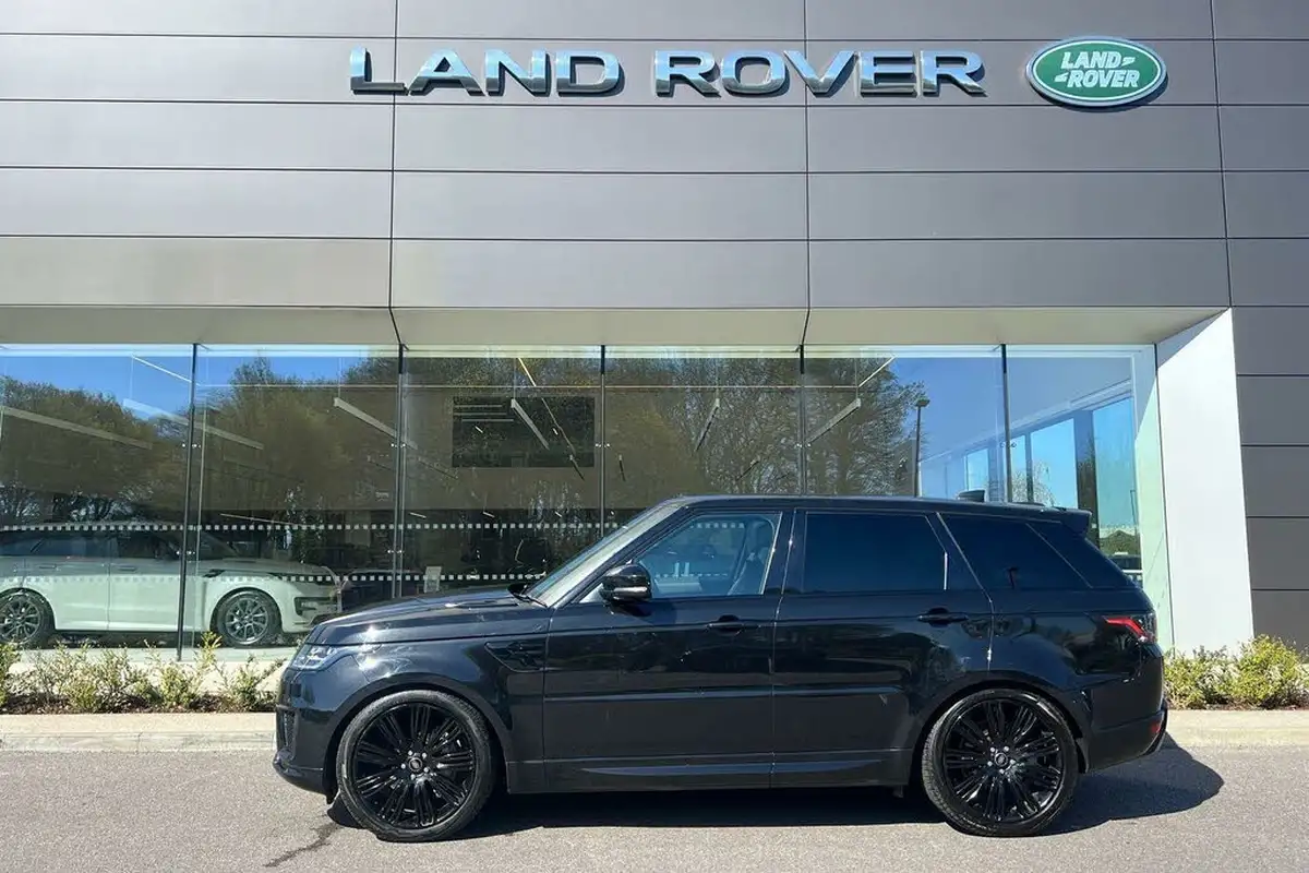 2022-land-rover-range-rover-sport-30-d300-hse-dynamic-black-big-6