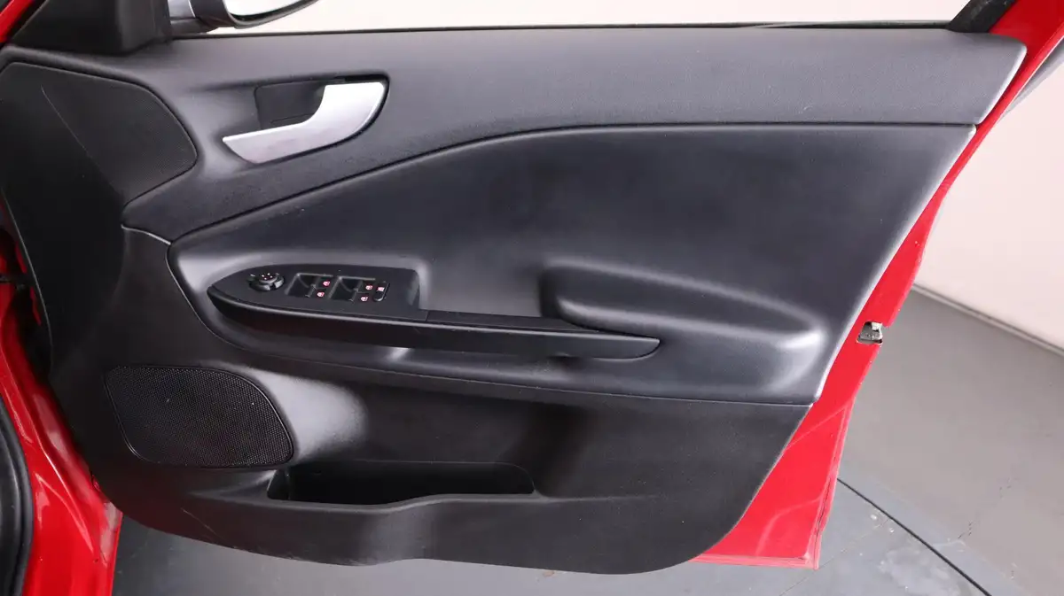 2019-alfa-romeo-giulietta-16jtdm-2-super-big-14
