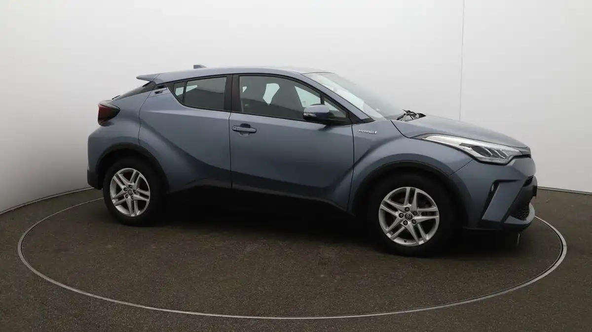 2021-toyota-c-hr-18-vvt-i-icon-big-38