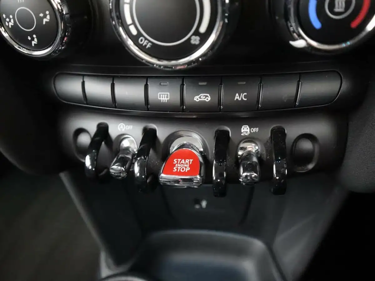 2019-mini-cooper-15-cooper-classic-hatchback-5d-auto-big-16