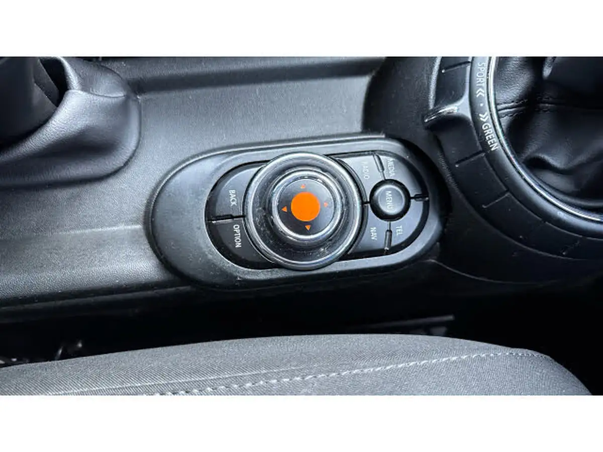 2017-mini-cooper-15-cooper-ss-hatchback-3d-auto-big-27