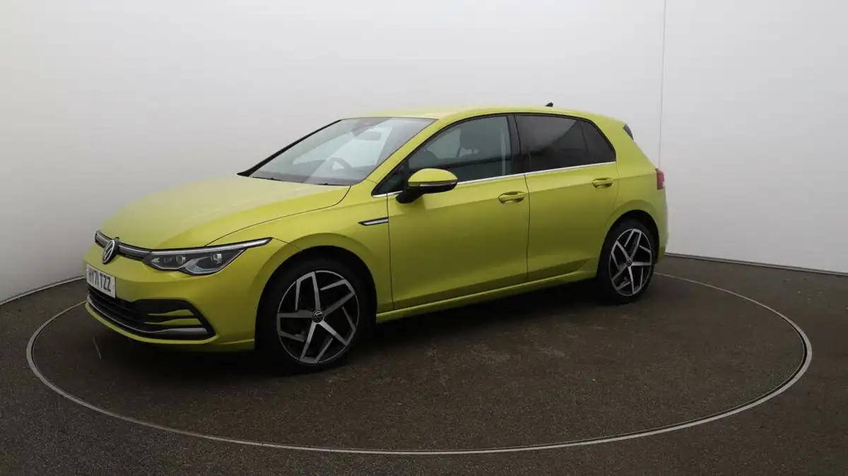 2021-volkswagen-golf-15-tsi-style-130ps-hatchback-big-60