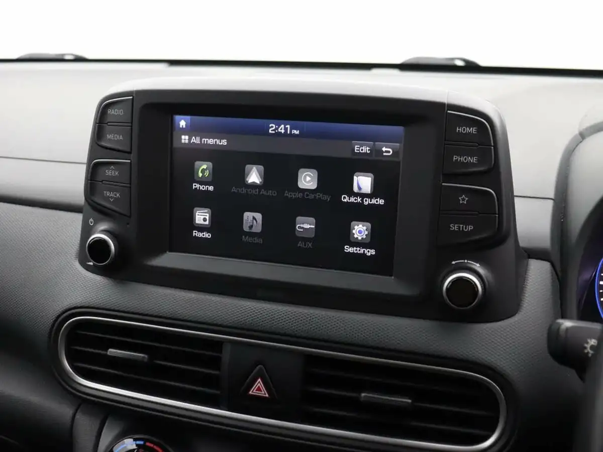 2020-hyundai-kona-10-t-gdi-play-big-15