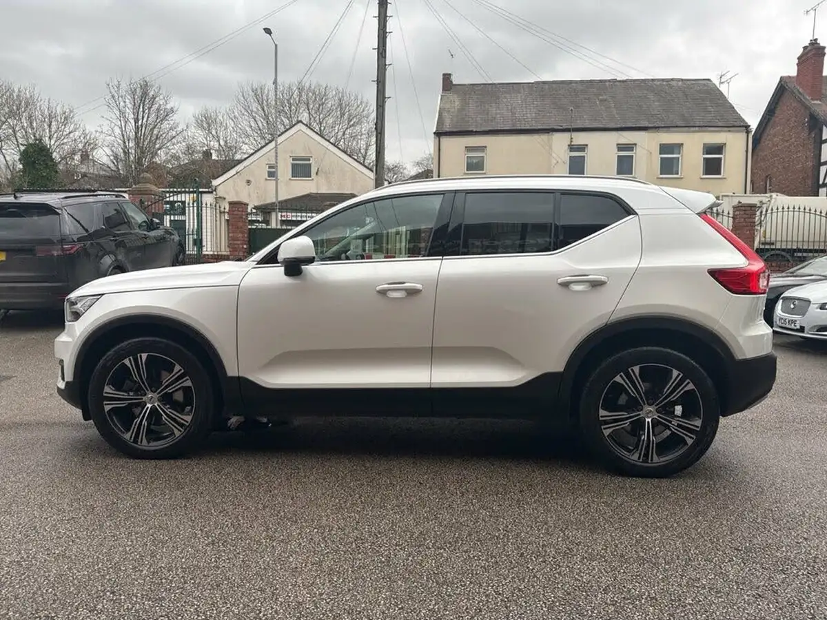 2021-volvo-xc40-20-b4-inscription-pro-194bhp-awd-auto-big-52