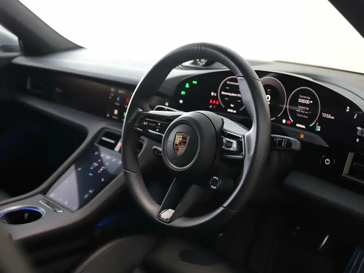 2024-porsche-taycan-e-base-408ps-big-40