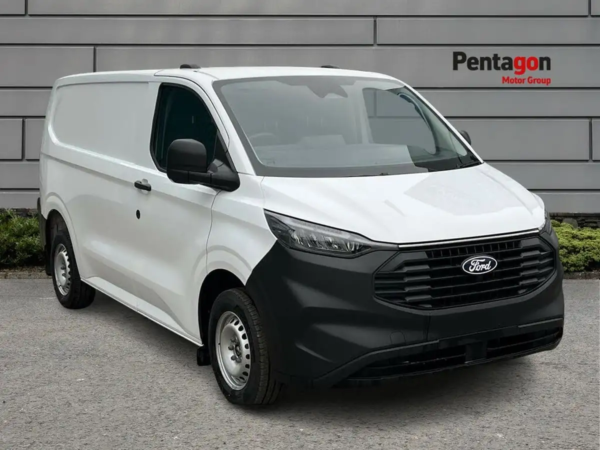 2025-ford-transit-custom-big-0