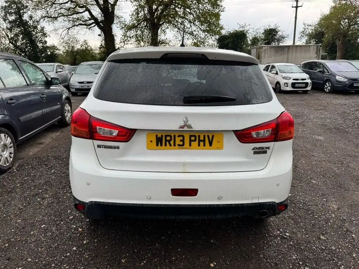 2013-mitsubishi-asx-18td-3-114bhp-hatchback-5d-big-5
