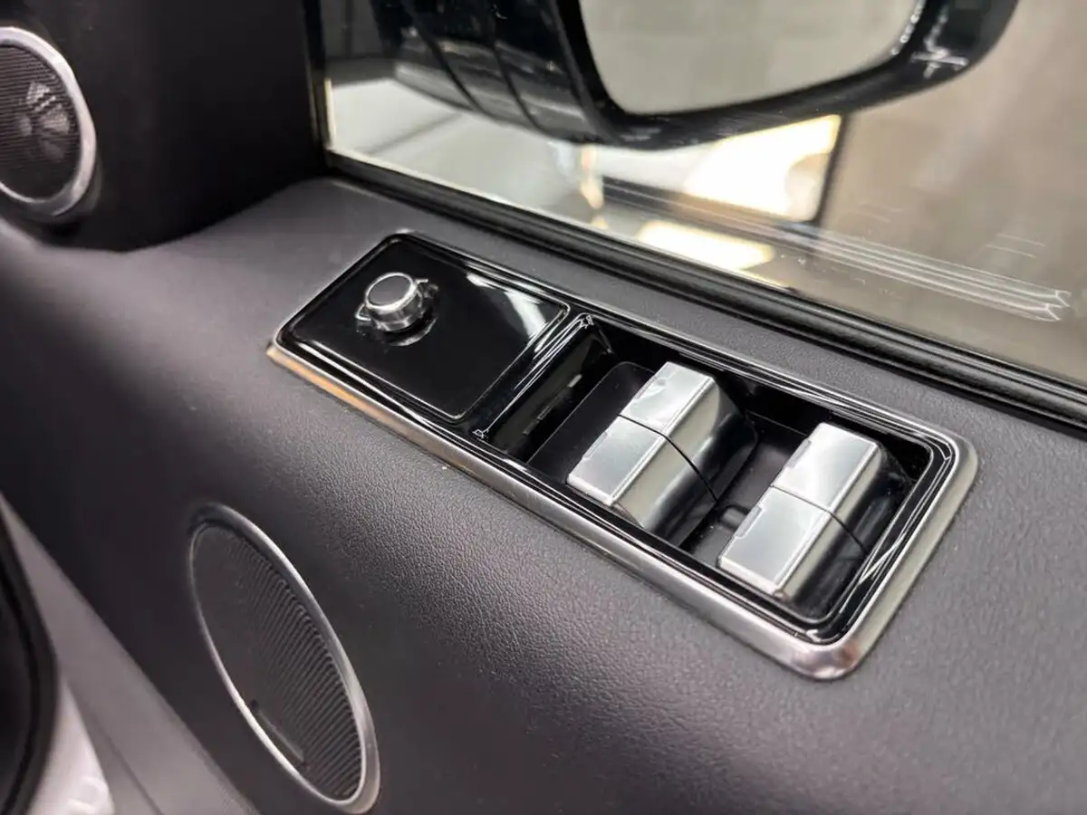 2018-land-rover-range-rover-sport-20sd4-hse-big-24