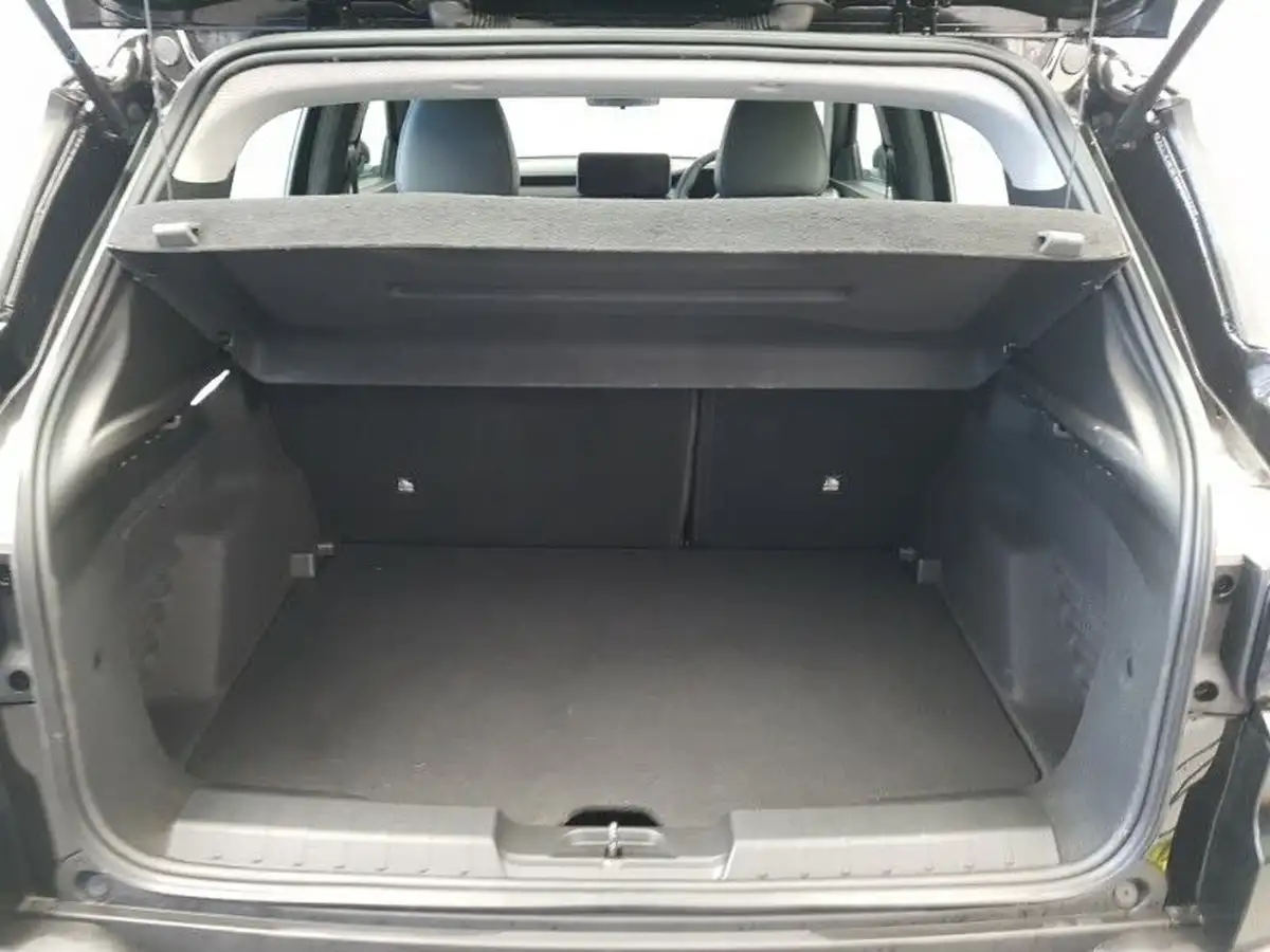 2024-jeep-avenger-12-gse-altitude-big-7