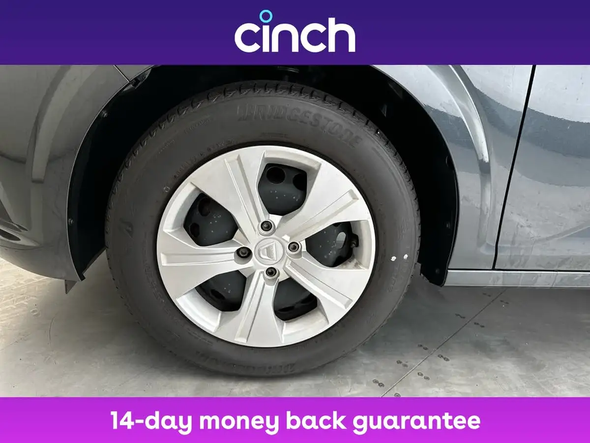 2021-dacia-sandero-10-sce-essential-big-16