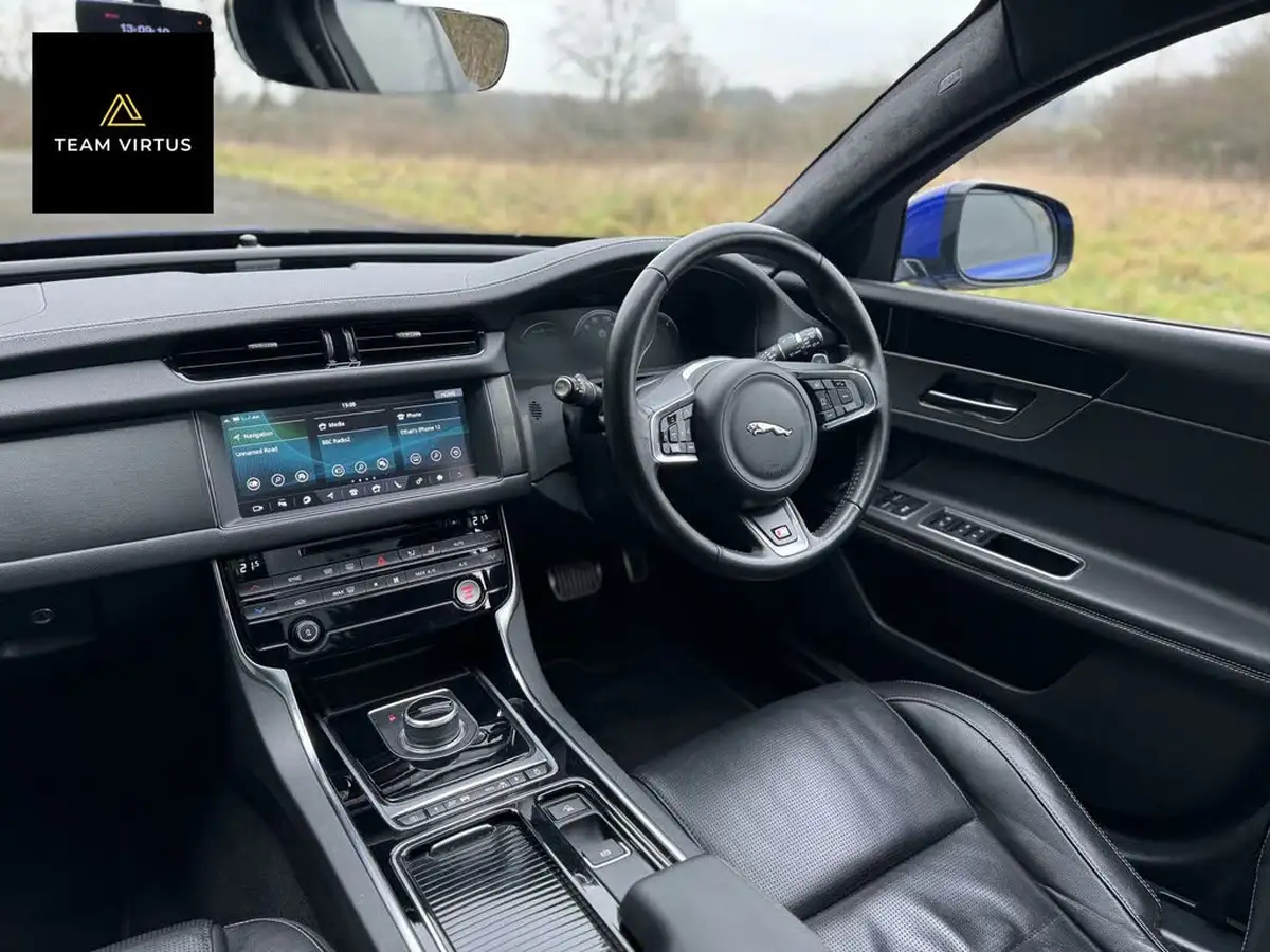 2019-jaguar-xf-30td-ss-sportbrake-5d-big-36